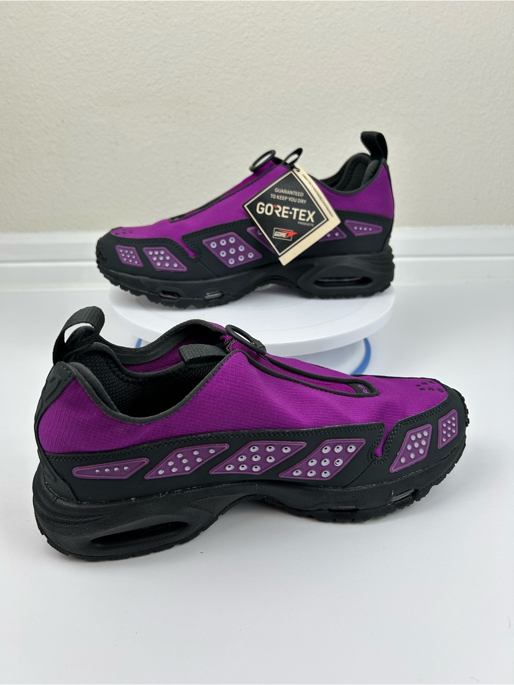 Nike Air Max SNDR GTX GORE-TEX Women's 8 Bold Berry Black Waterproof NEW